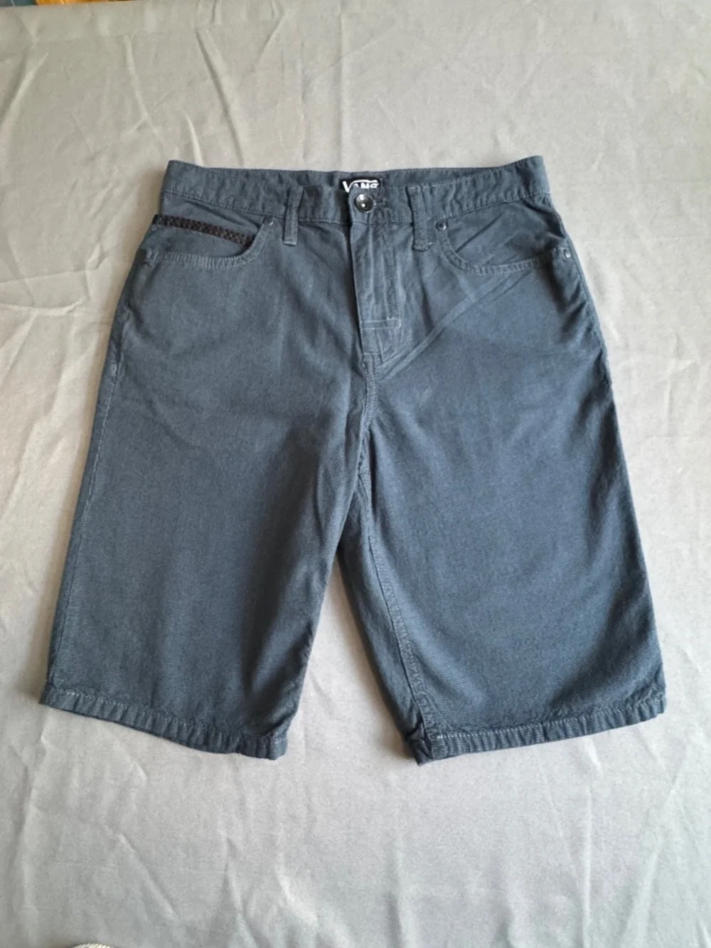 Vans Shorts Size 28